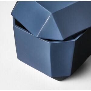 Threshold Studio McGee Navy Blue Lacquer Decorative Box, NEW!!!!